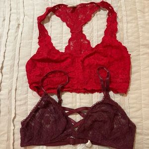 2 lace bralettes